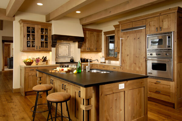 Project 4 - Natural wood, custom kitchen